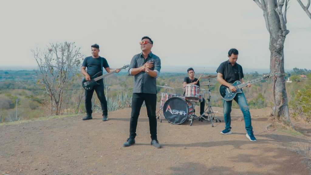 ASHA Band Bali Lakar Satya/ inimusik