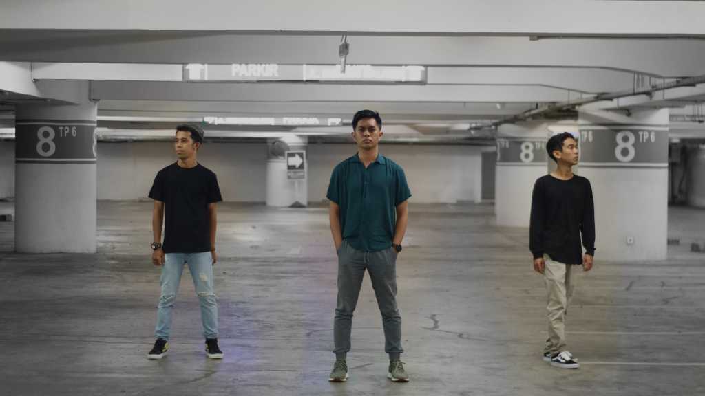 single ke-1 hidden colors tersadar