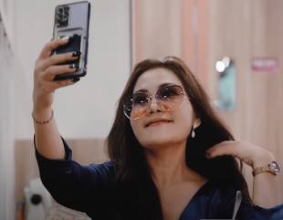 biodata dan profil Ayu Saraswati