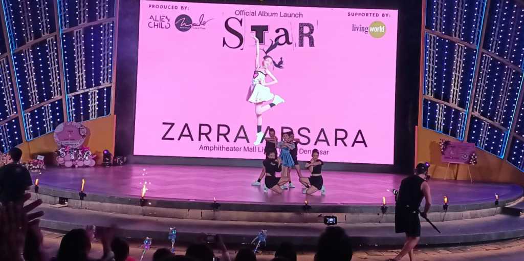 cilik Zarra Apsara merilis mini album bertajuk Star.