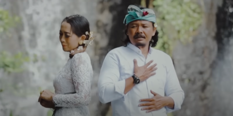 Chord Pejuang Garis Dua dari Ary Kencana ft Neli Ambarawati