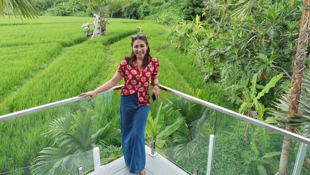 tiari bintang akhirnys merilis isngle de ngantosan belingan