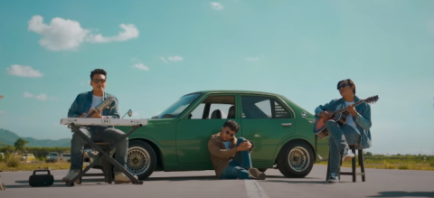 lirik dan chord lagu egois leeyonk sinatra