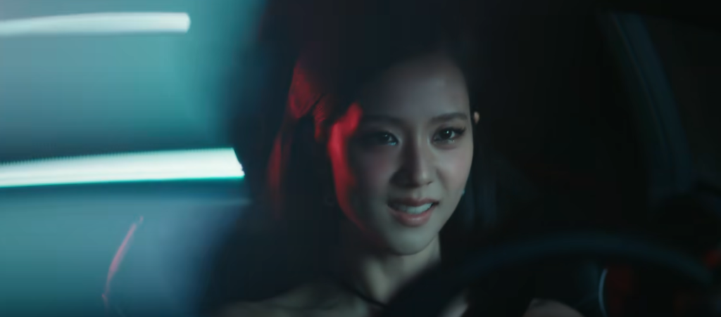 video klip Earthquake dari Jisoo