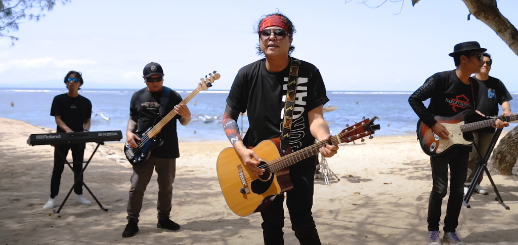 Ray Peni modal lagas lirik