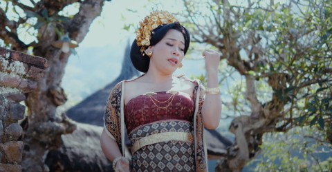 Cek Lirik dan Chord Dasar Lagu Pocol Ngayahin dari Ayu Puri